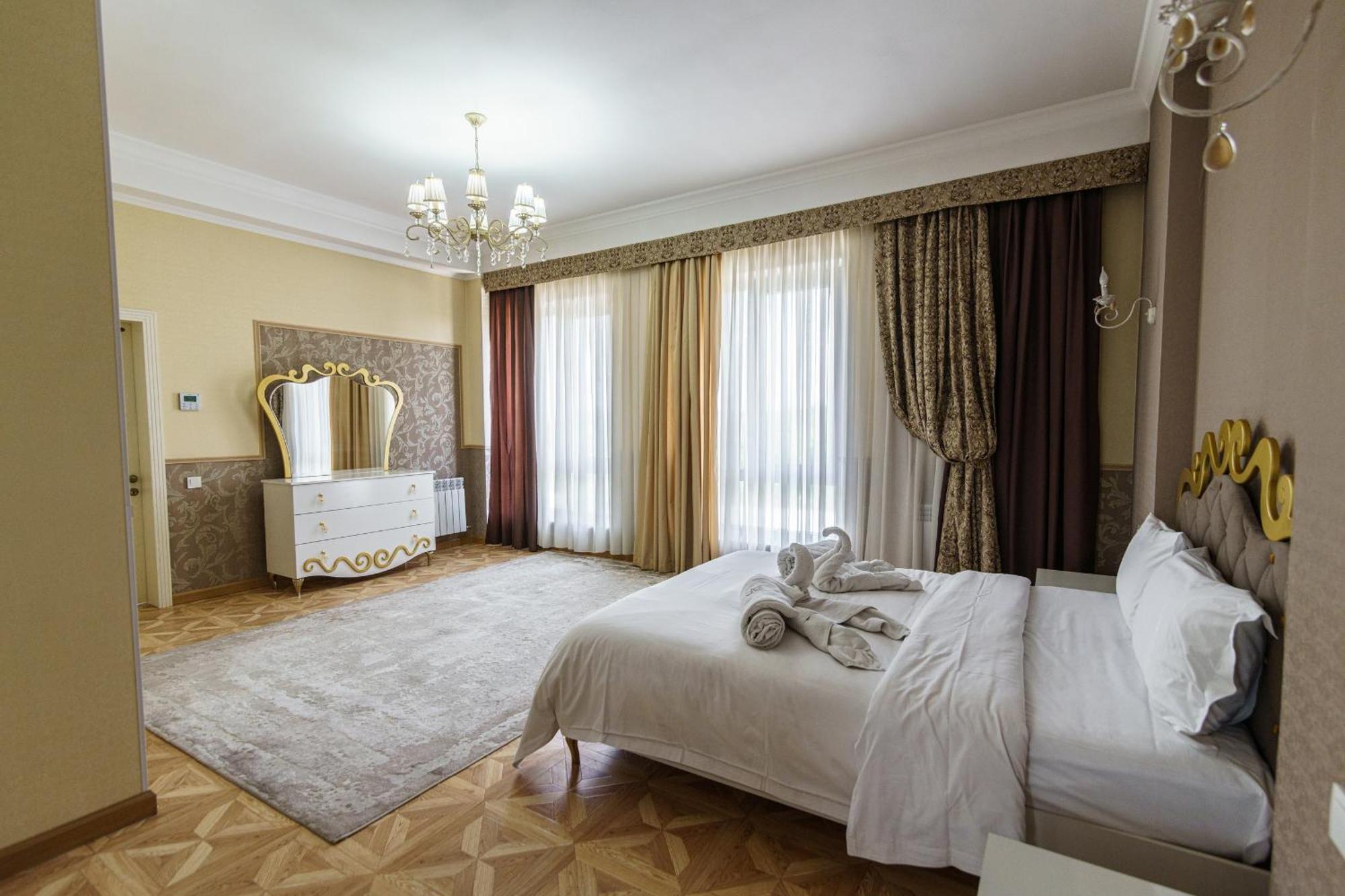 Park Hotel Al Bustan Çimkent Dış mekan fotoğraf